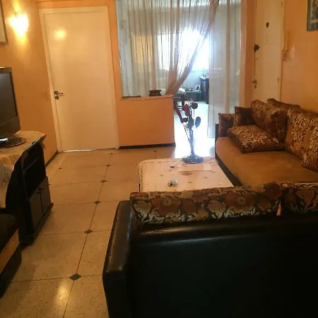 Property In A Quiet Area Close To The Train Station And Town-3